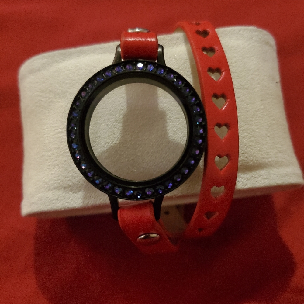 Red Heart wrap locket bracelet